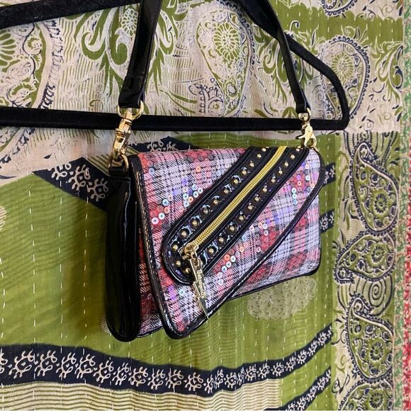 Y2K Betsey Johnson x Betseyville Black/ Red Plaid Tartan Sequined Clutch Purse - Picture 4 of 14